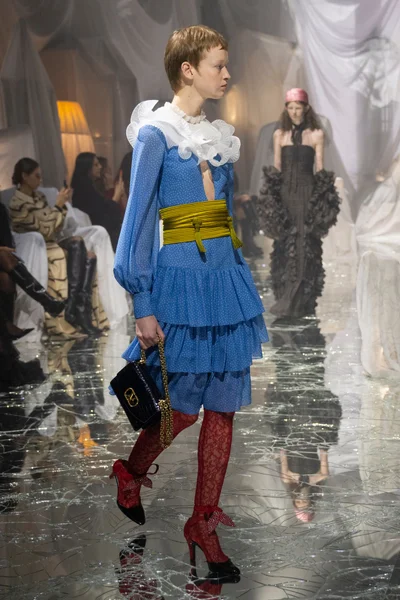Look 4